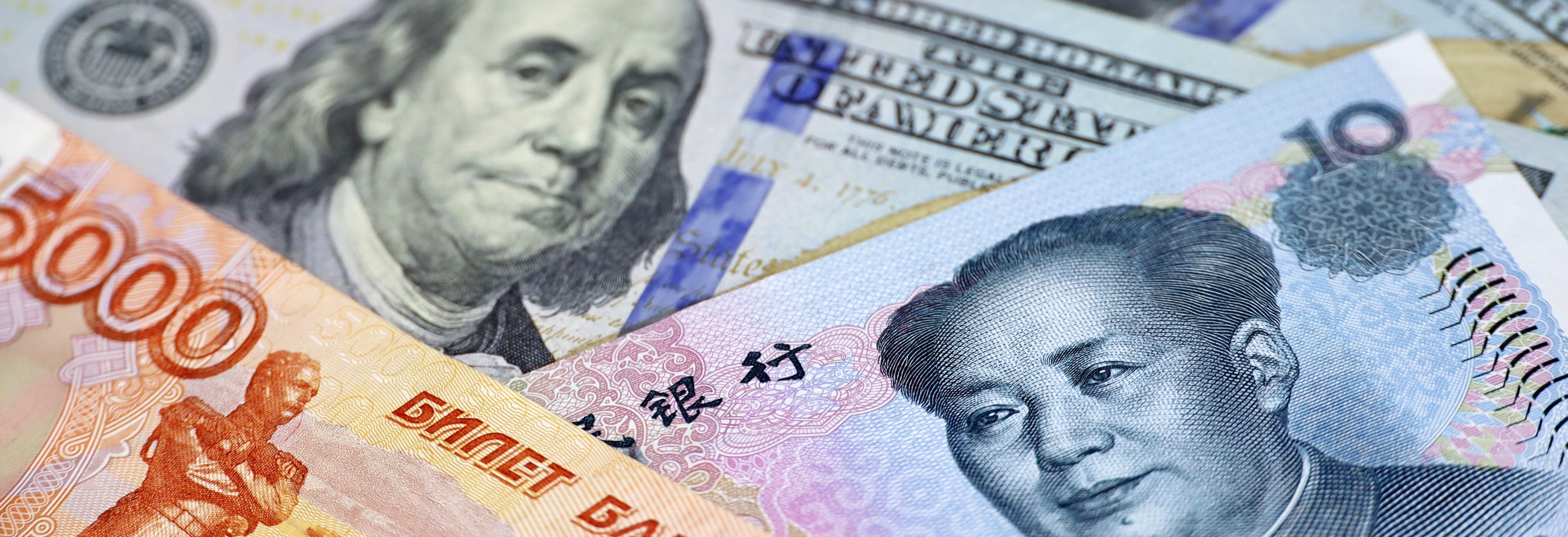 Monedas de EE.UU., China, Rusia