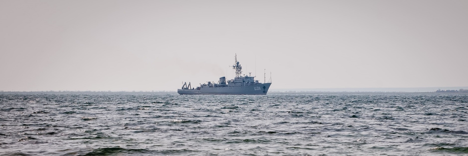 Krimkrise 2014, Minensuchboot U311 Tscherkassy der ukrainischen Seestreitkräfte auf dem Donuzlav-See, wenige Stunden bevor es von russischen Truppen eingenommen wurde