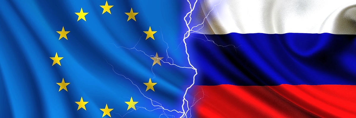 Rusia contra la Unión Europea, concepto de confrontación nacional, bandera de la Unión Europea contra la bandera rusa, concepto de conflicto de intereses