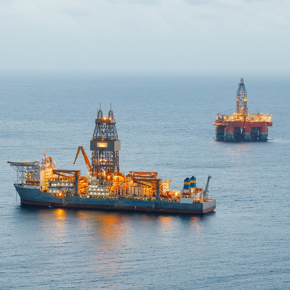 offshore oil platform and gas drillship with illumination