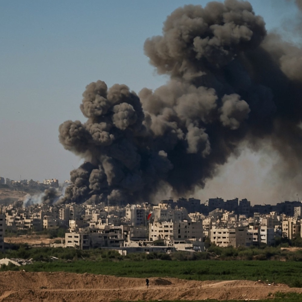 Bombings and war between Israel and Hamas