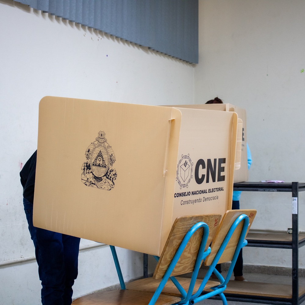 Tegucigalpa, Honduras - November 30, 2025: Election Day, People attend to vote for their candidates at the voting centers provided by the Consejo Nacional Electoral, CNE.